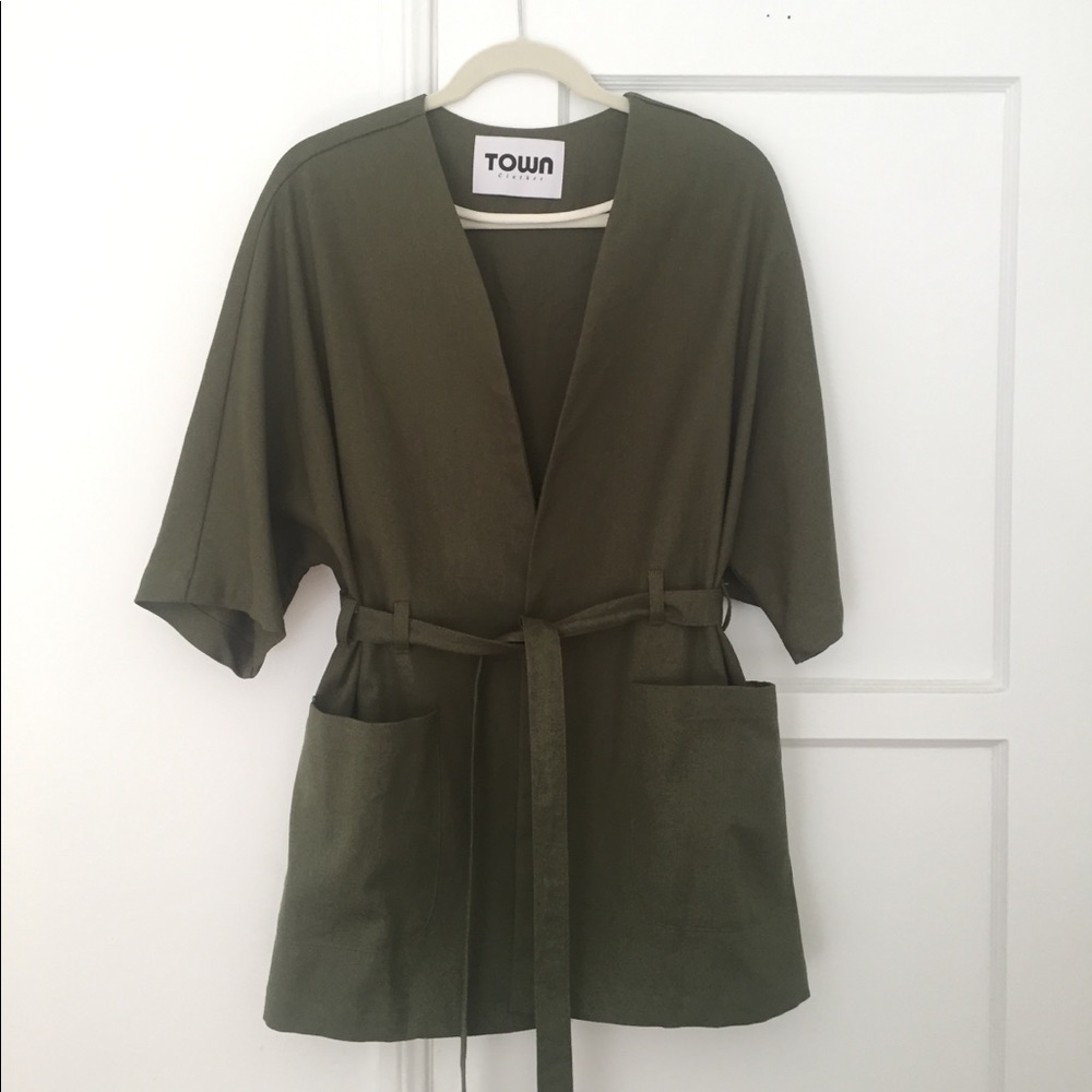 Town Clothes Green Kimono Jacket